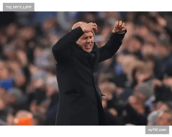 斯洛特临场调整引发争议 利物浦换人时机与比赛节奏掌控